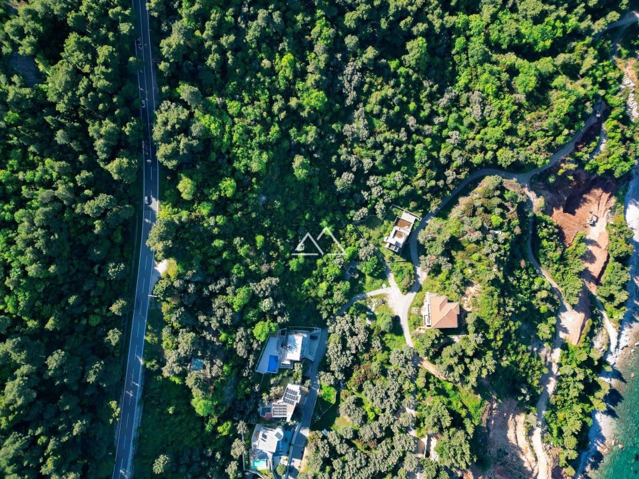 Земля в Святом Стефане, Черногория, 2 389 м² - фото 5