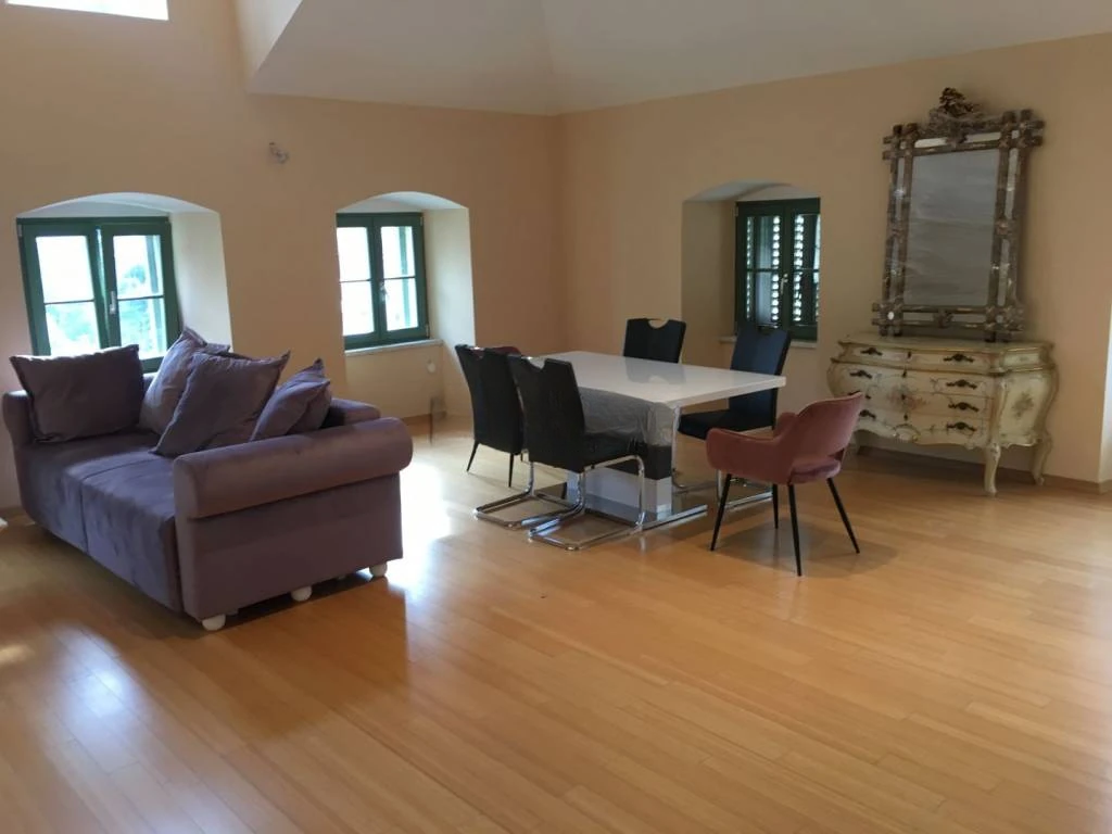Квартира в Опатии, Хорватия, 180 м² - фото 1
