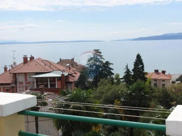 Квартира в Опатии, Хорватия, 90 м² - фото 1