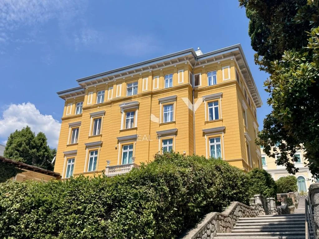 Квартира в Опатии, Хорватия, 96 м² - фото 1