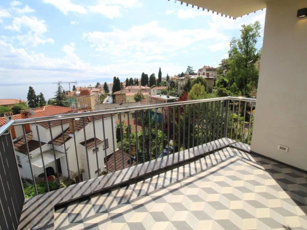 Квартира в Опатии, Хорватия, 125 м² - фото 1
