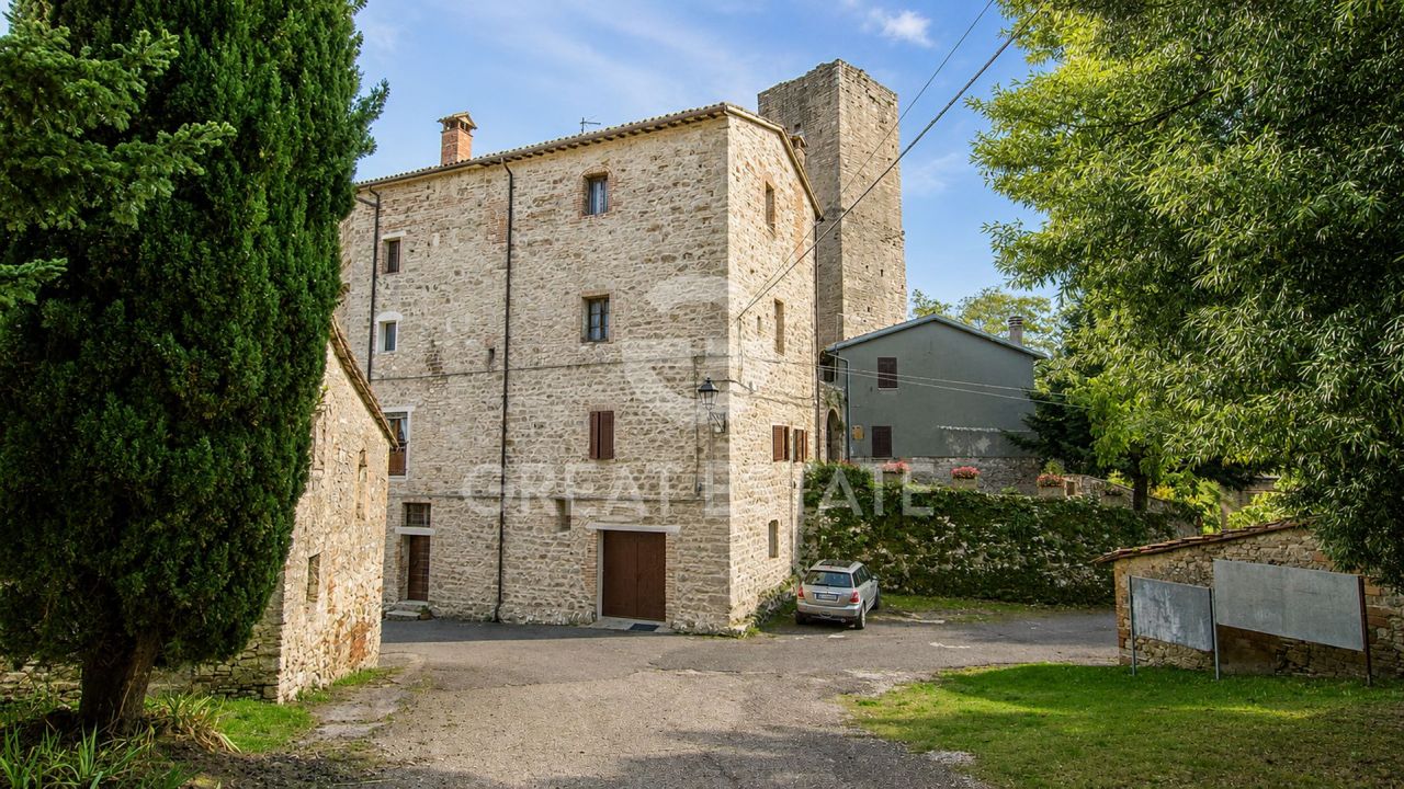 Студия в Тоди, Италия, 82 м² - фото 3