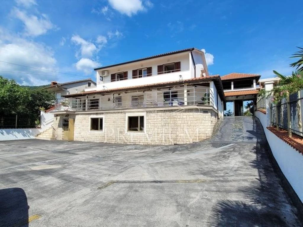 Дом в Опатии, Хорватия, 542 м² - фото 2
