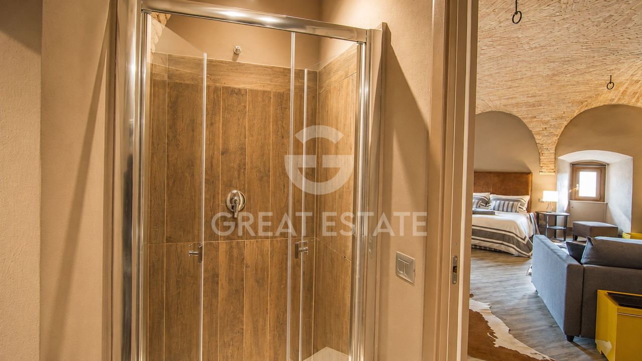 Студия в Тоди, Италия, 82 м² - фото 10