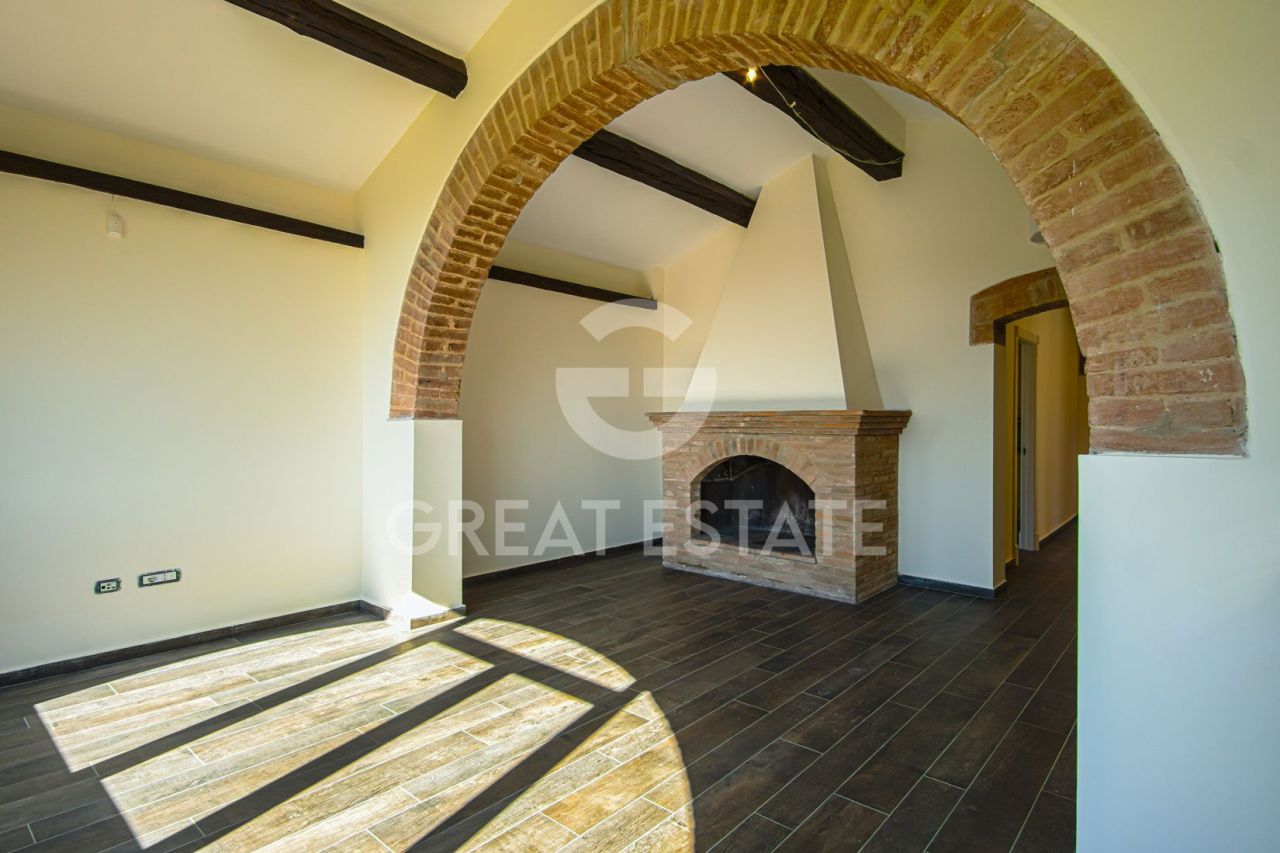 Дом в Кастильоне-дель-Лаго, Италия, 1 159.2 м² - фото 13