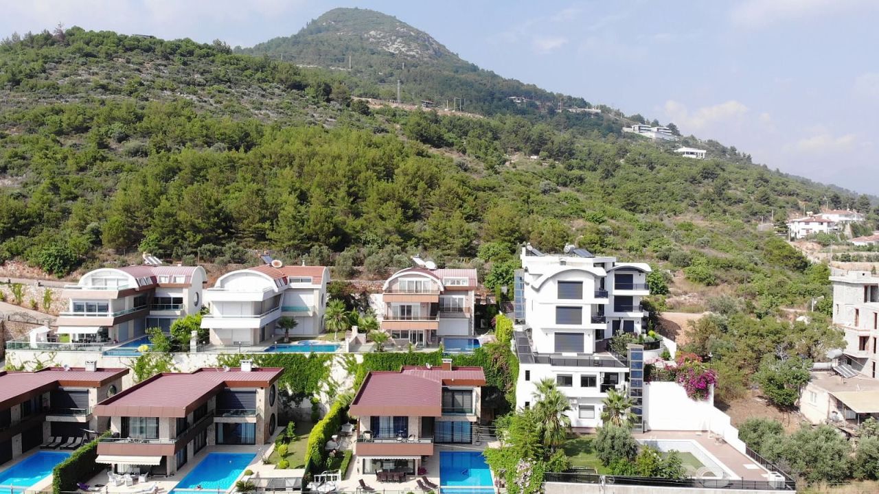 Вилла в Алании, Турция, 340 м² - фото 9