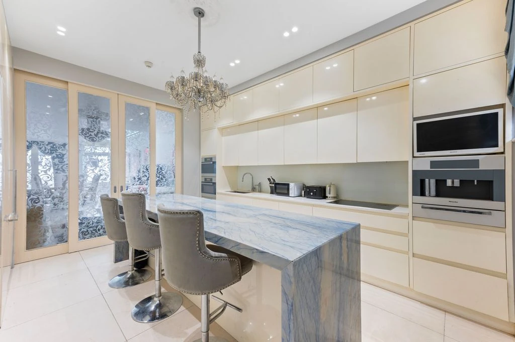 Квартира в Лондоне, Великобритания, 287 м² - фото 13