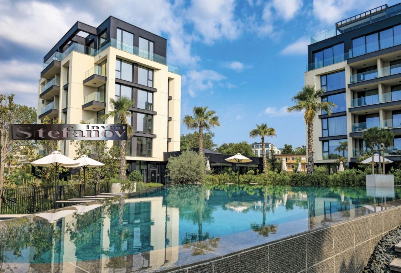 Квартира в Святых Константине и Елене, Болгария, 74 м² - фото 1