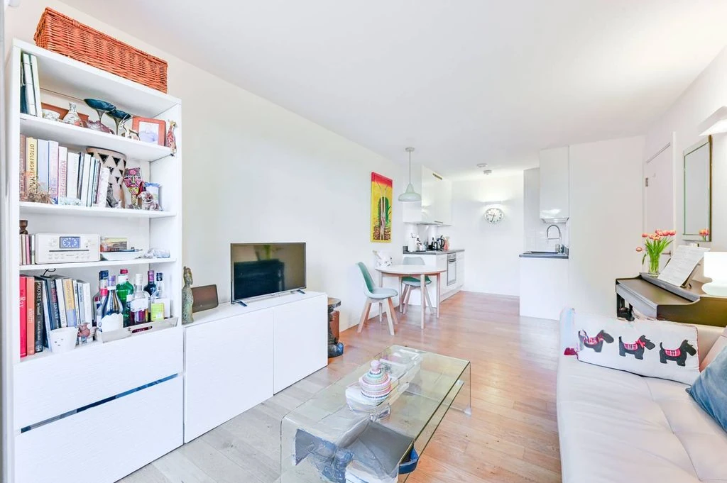 Квартира в Лондоне, Великобритания, 38 м² - фото 1