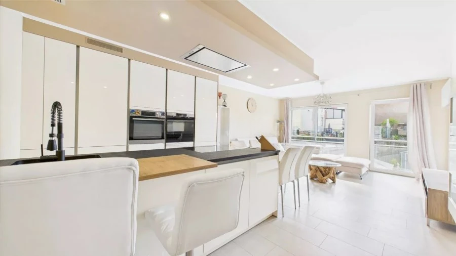 Квартира в Люксембурге, Люксембург, 80 м² - фото 1