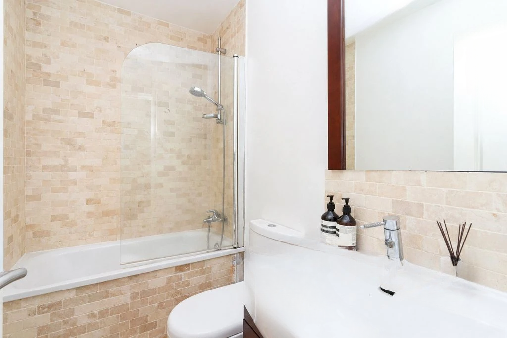 Квартира в Лондоне, Великобритания, 26 м² - фото 2