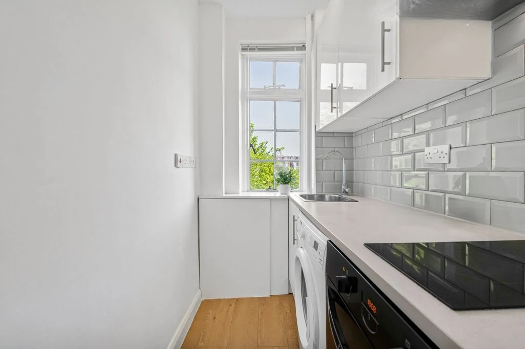 Квартира в Лондоне, Великобритания, 27 м² - фото 2