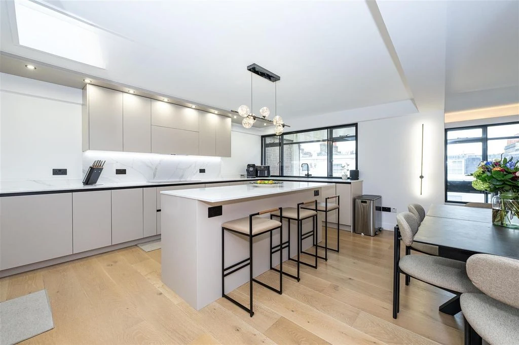 Квартира в Лондоне, Великобритания, 154 м² - фото 8