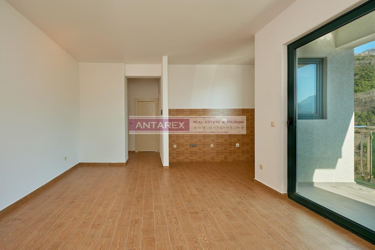 Апартаменты в Бечичи, Черногория, 51 м² - фото 2
