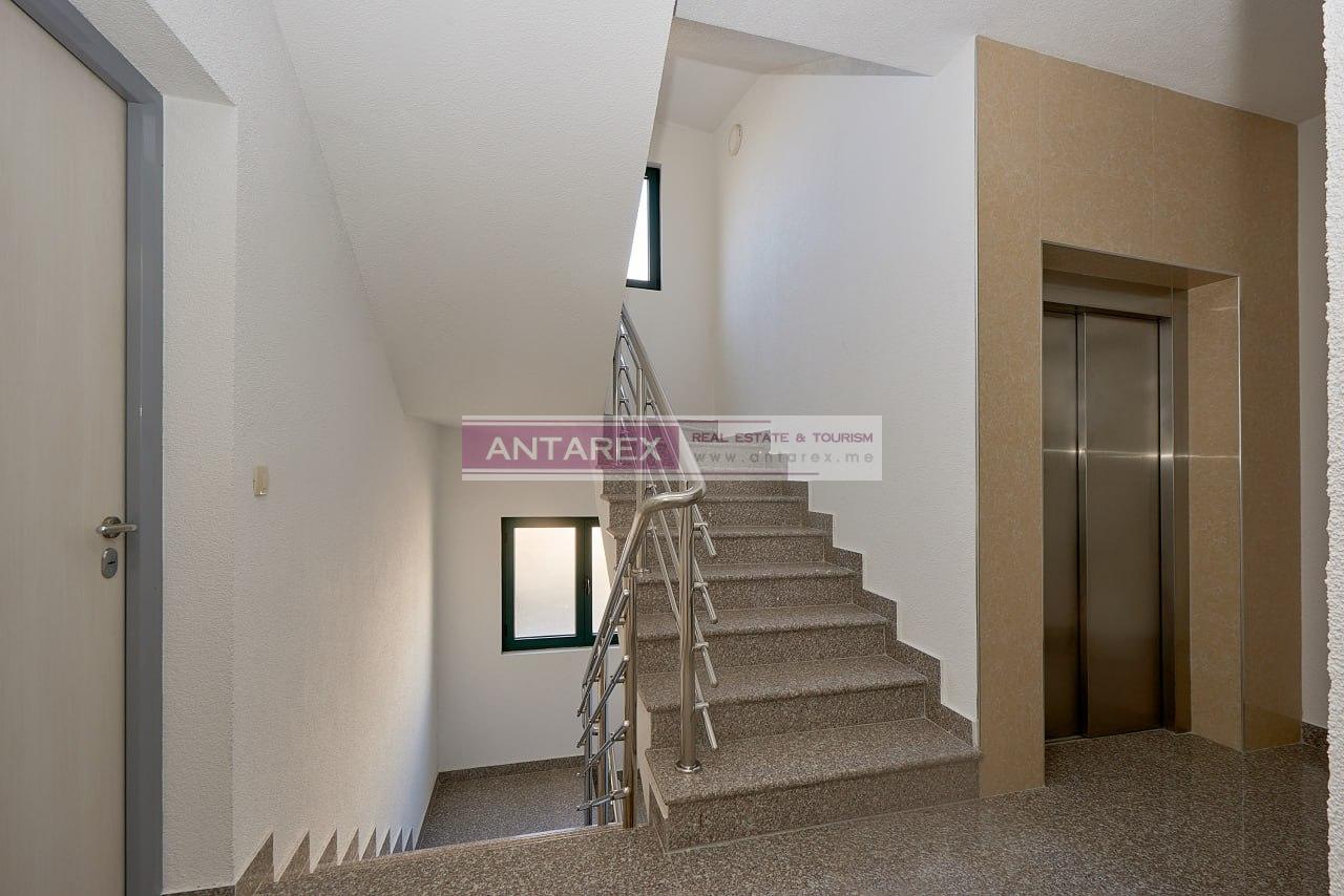 Апартаменты в Бечичи, Черногория, 85 м² - фото 8
