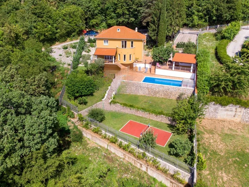 Дом в Опатии, Хорватия, 300 м² - фото 1
