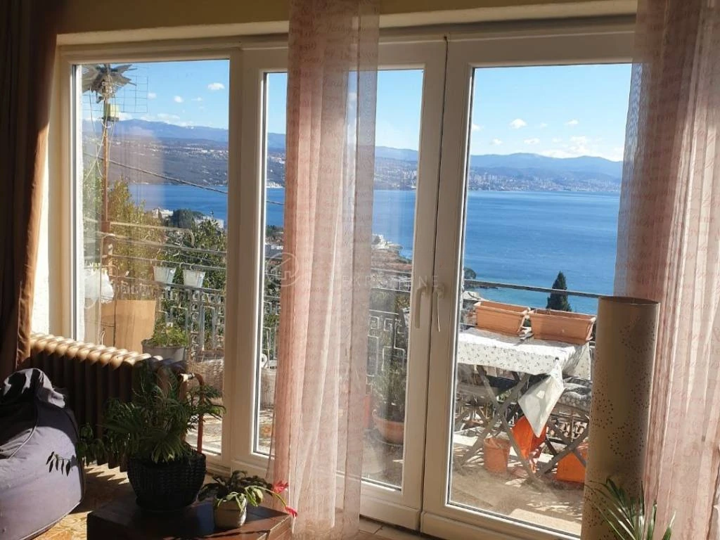 Дом в Опатии, Хорватия, 250 м² - фото 1