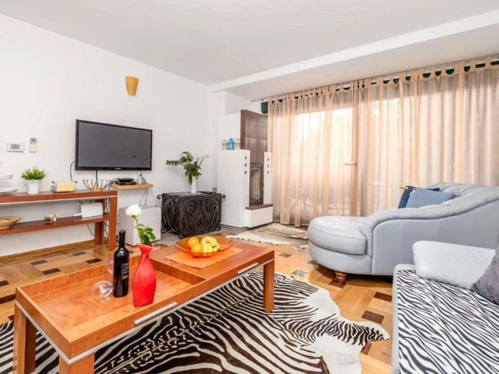 Дом в Опатии, Хорватия, 420 м² - фото 1