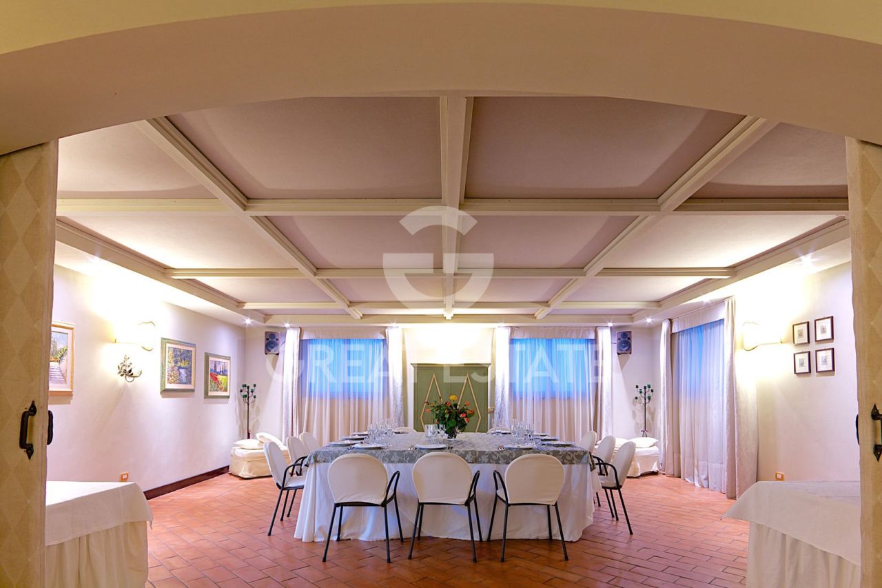 Дом в Ассизи, Италия, 690.8 м² - фото 10