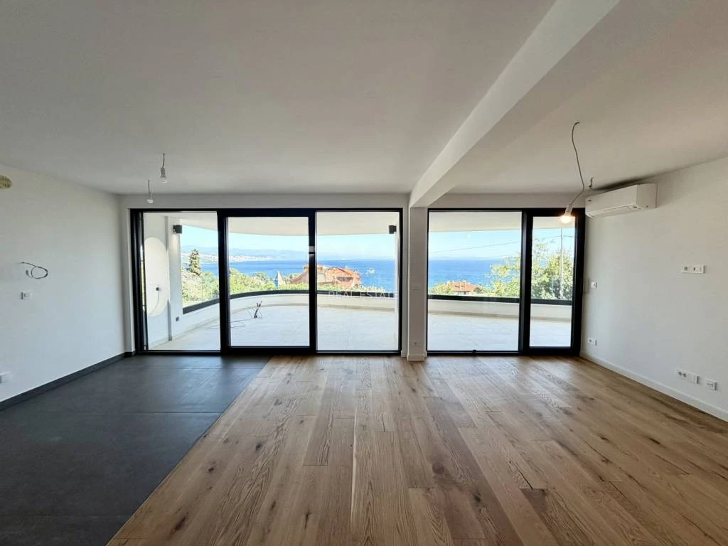 Квартира в Опатии, Хорватия, 149 м² - фото 1