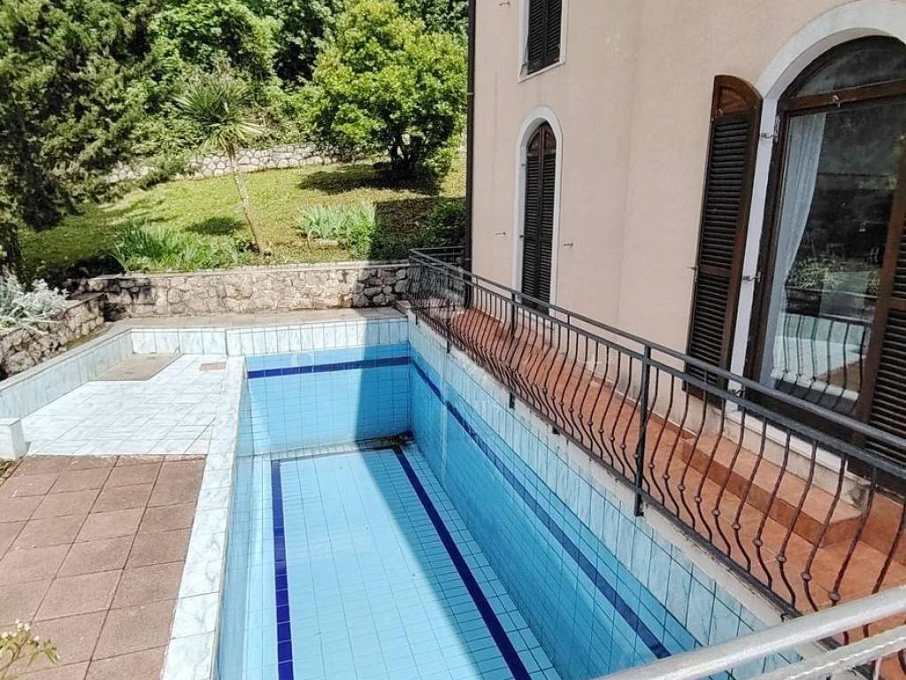 Дом в Опатии, Хорватия, 394 м² - фото 2