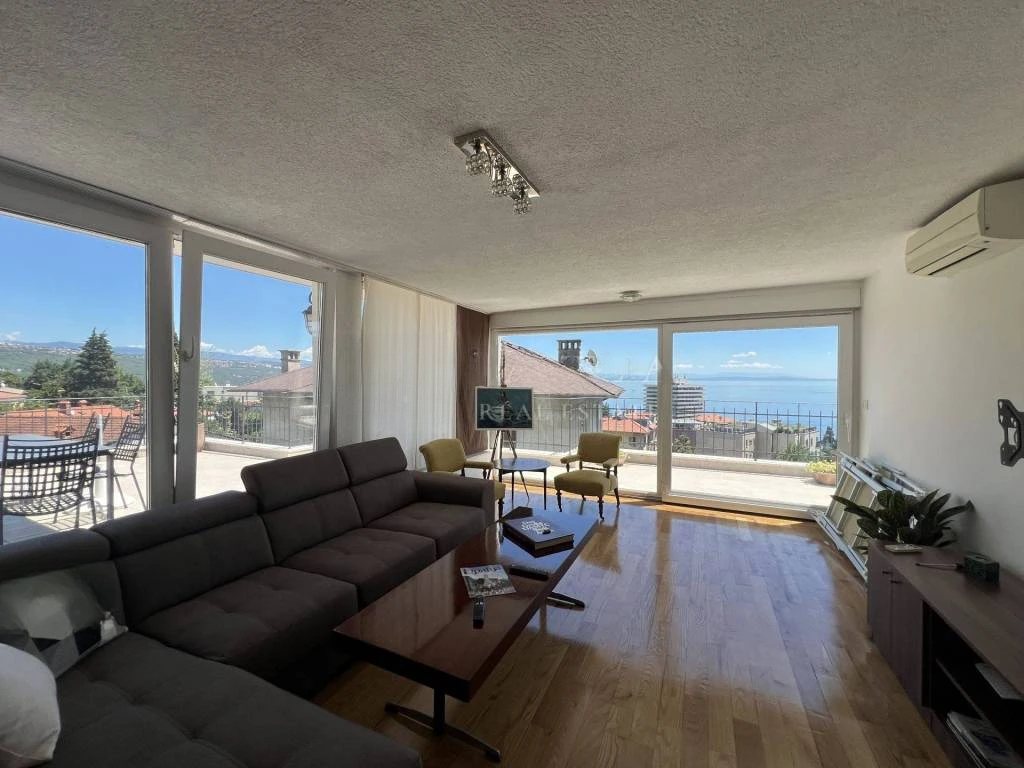 Квартира в Опатии, Хорватия, 150 м² - фото 3