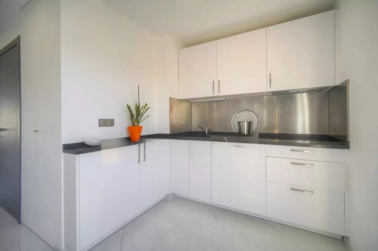 Квартира в Каннах, Франция, 80 м² - фото 8