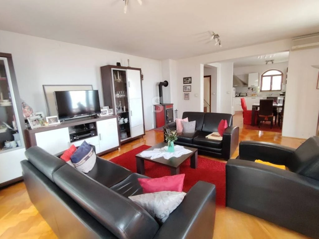 Дом в Опатии, Хорватия, 394 м² - фото 9