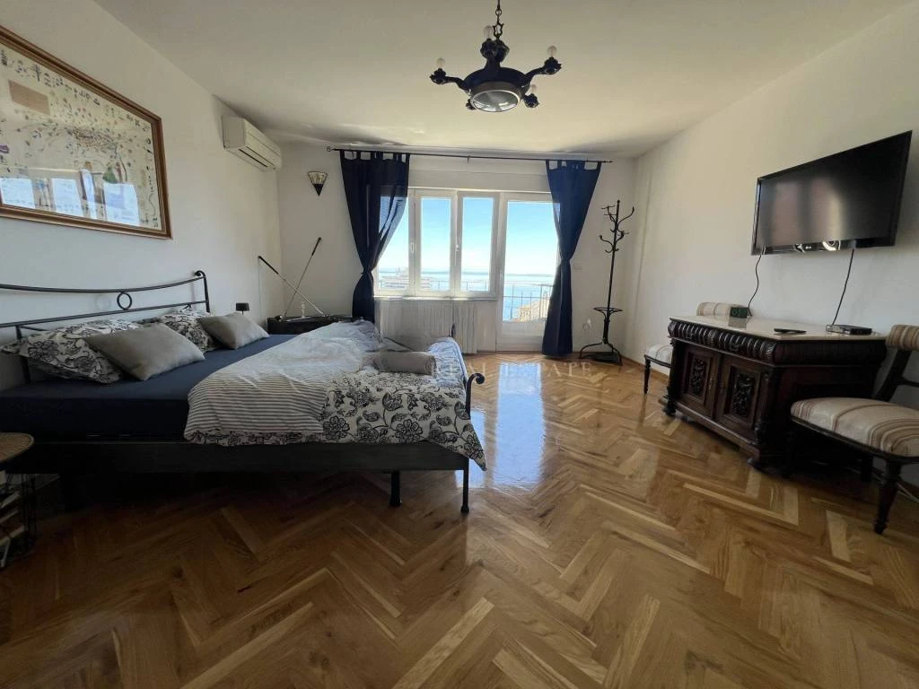 Квартира в Опатии, Хорватия, 150 м² - фото 9