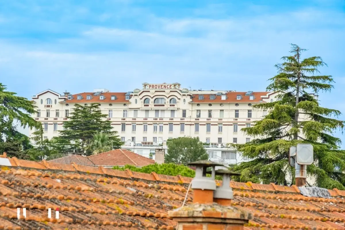 Квартира в Каннах, Франция, 32 м² - фото 10