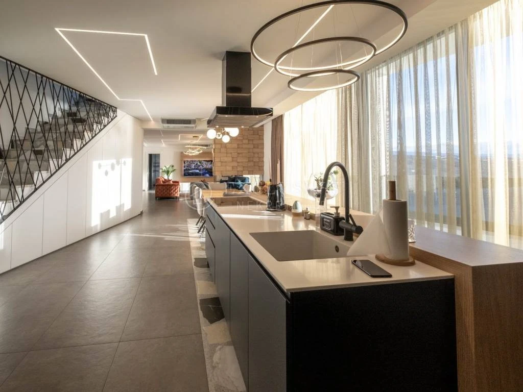 Квартира в Опатии, Хорватия, 180 м² - фото 14