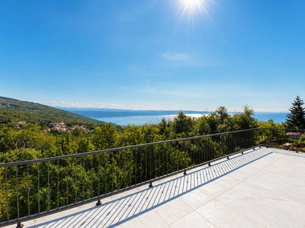 Квартира в Опатии, Хорватия, 111 м² - фото 1