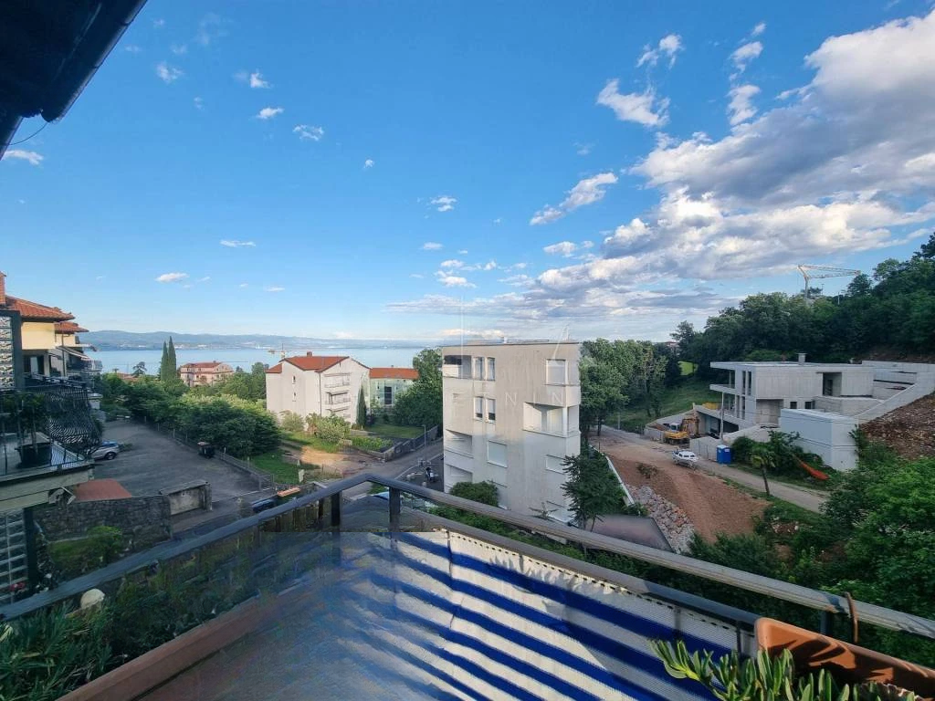 Квартира в Опатии, Хорватия, 92 м² - фото 1