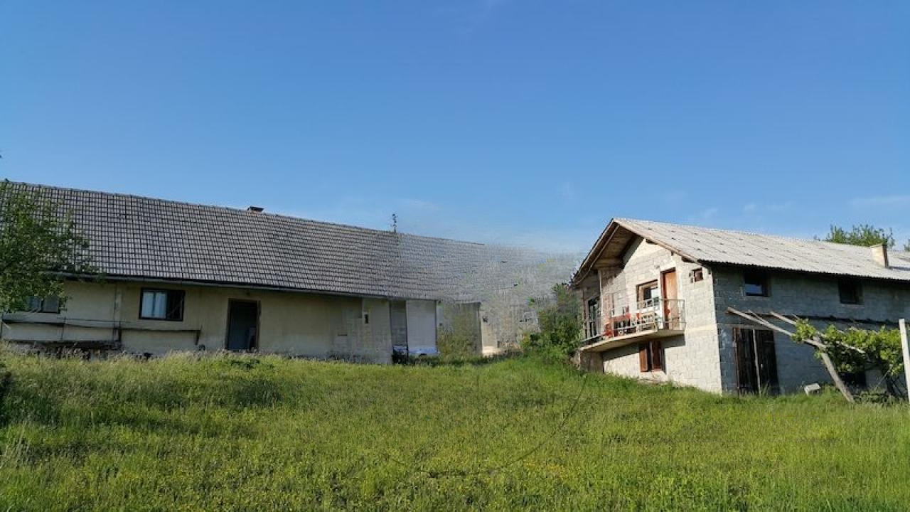 Ферма в Кршко, Словения, 370 000 м² - фото 3