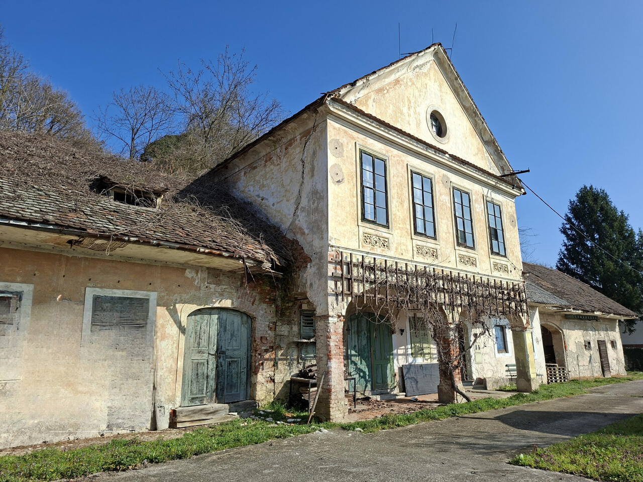 Ферма в Кршко, Словения, 10 805 м² - фото 4