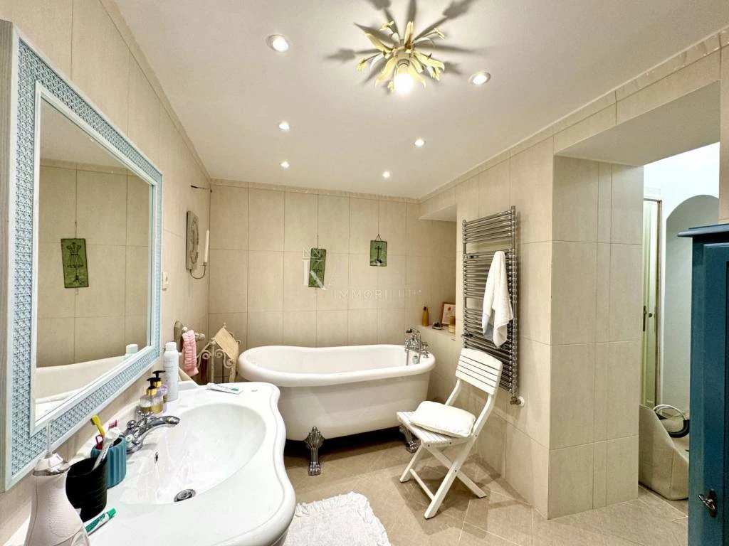 Дом в Опатии, Хорватия, 240 м² - фото 9