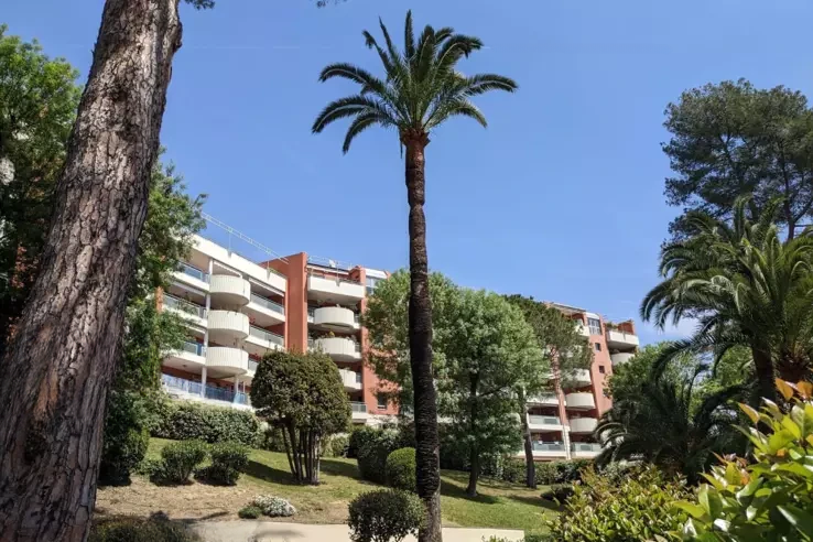 Квартира в Каннах, Франция, 125 м² - фото 1