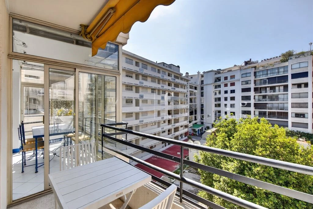 Квартира в Каннах, Франция, 55 м² - фото 1