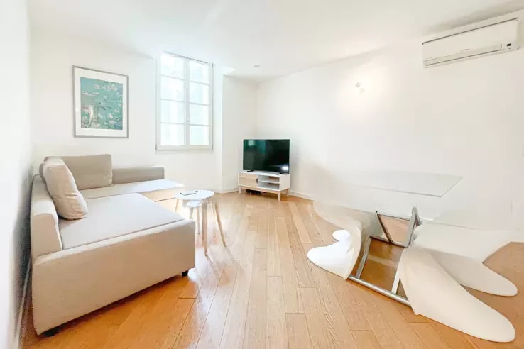 Квартира в Каннах, Франция, 40 м² - фото 1
