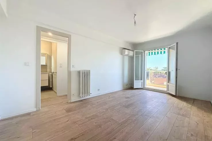 Квартира в Каннах, Франция, 45 м² - фото 2