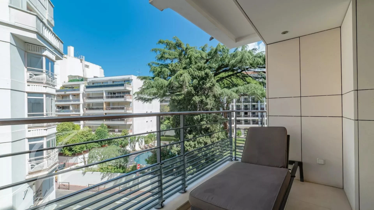 Квартира в Каннах, Франция, 87 м² - фото 11