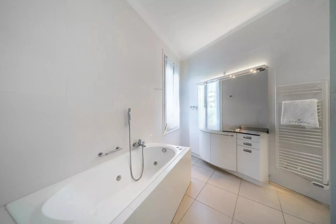 Квартира в Каннах, Франция, 137 м² - фото 18
