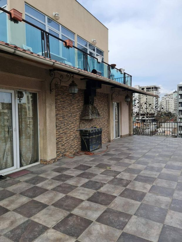 Квартира в Тбилиси, Грузия, 237 м² - фото 1