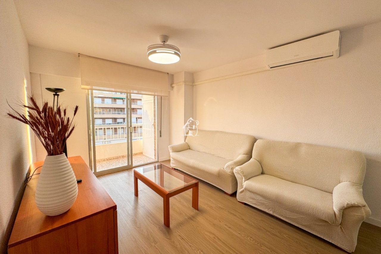 Апартаменты в Пунта Приме, Испания, 75 м² - фото 2