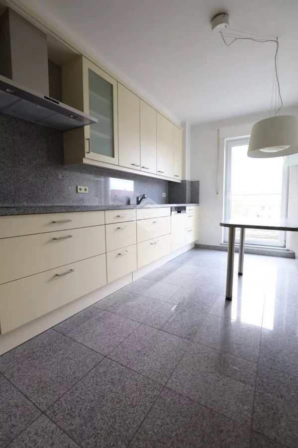 Квартира в Люксембурге, Люксембург, 131 м² - фото 3