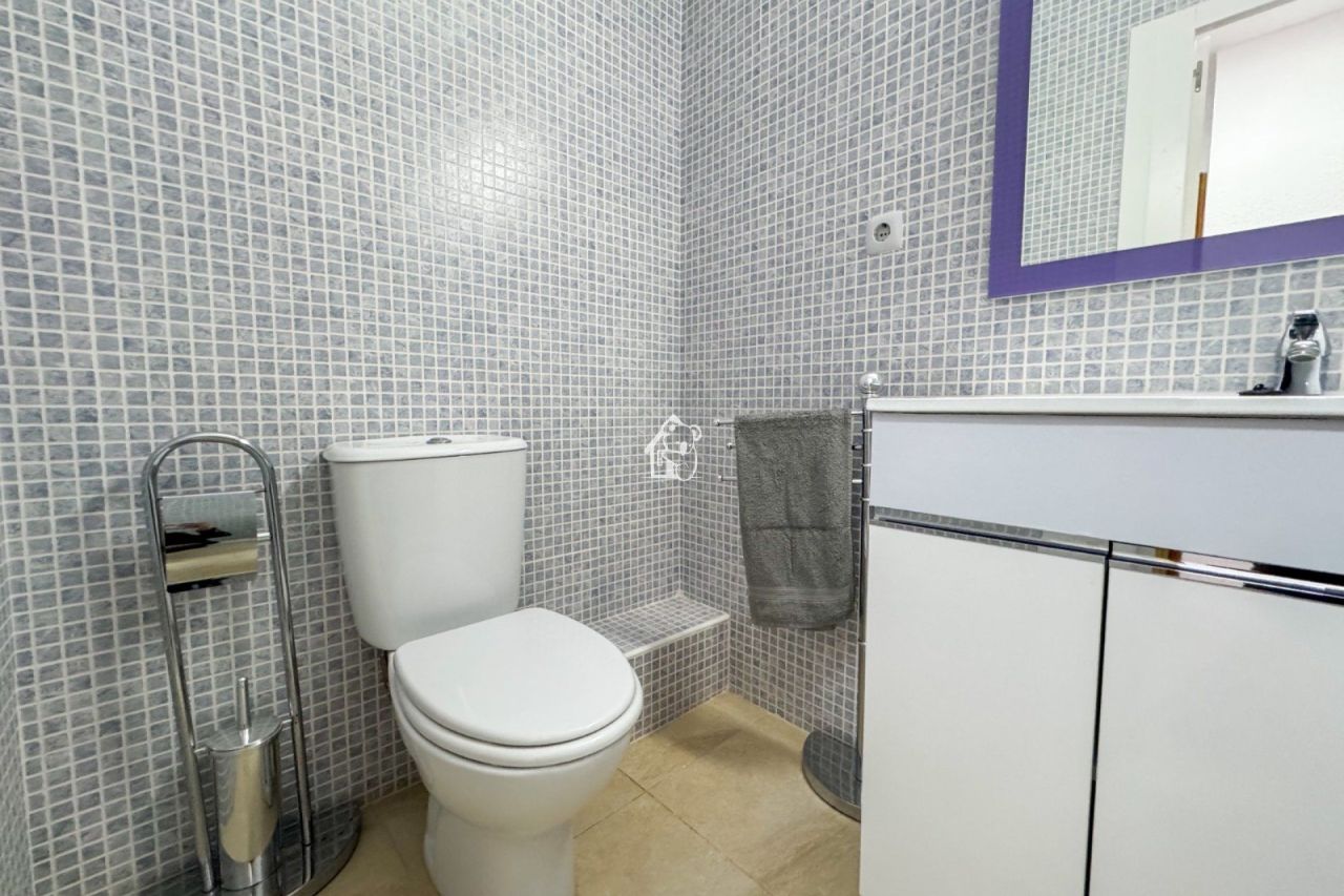 Апартаменты в Пунта Приме, Испания, 75 м² - фото 10