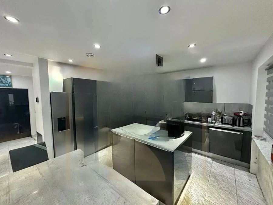 Квартира в Люксембурге, Люксембург, 180 м² - фото 3