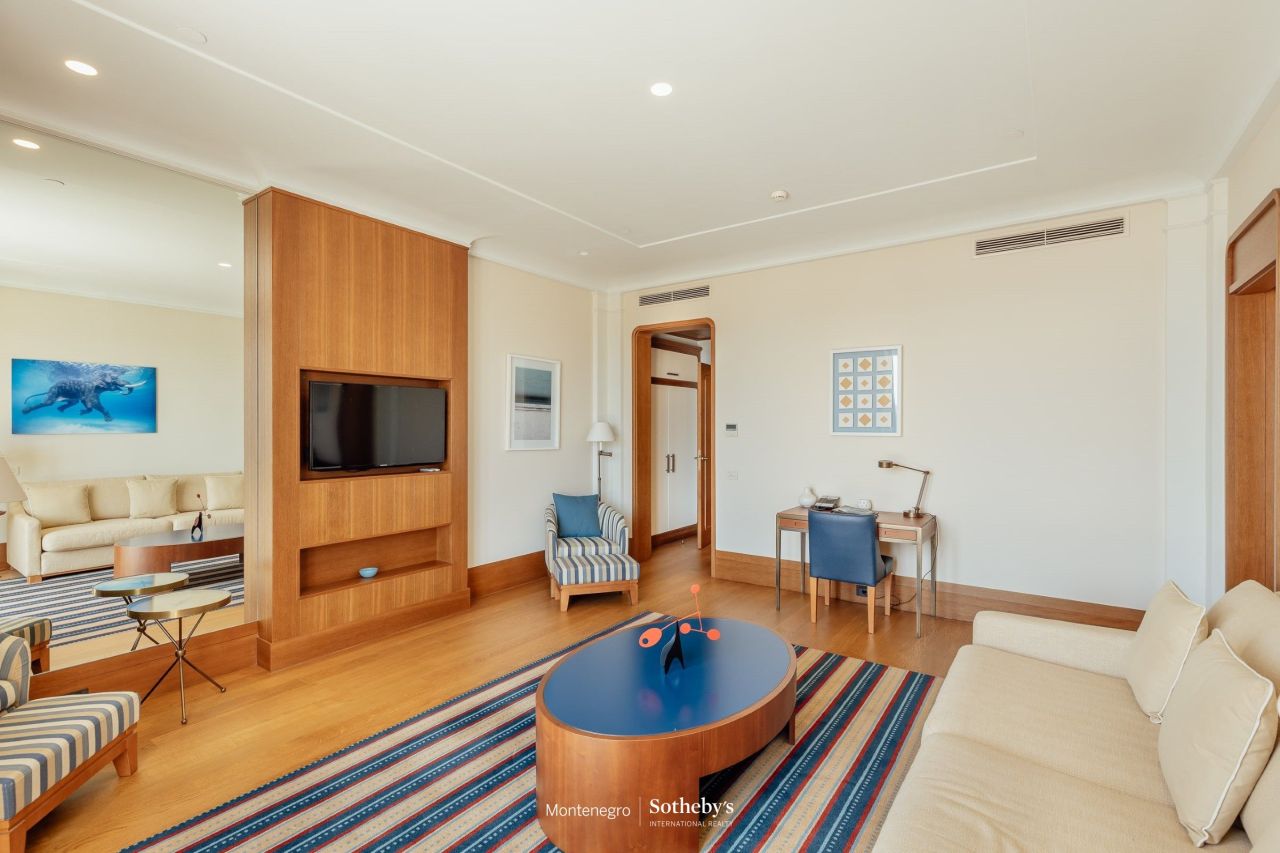Апартаменты в Тивате, Черногория, 620 м² - фото 14