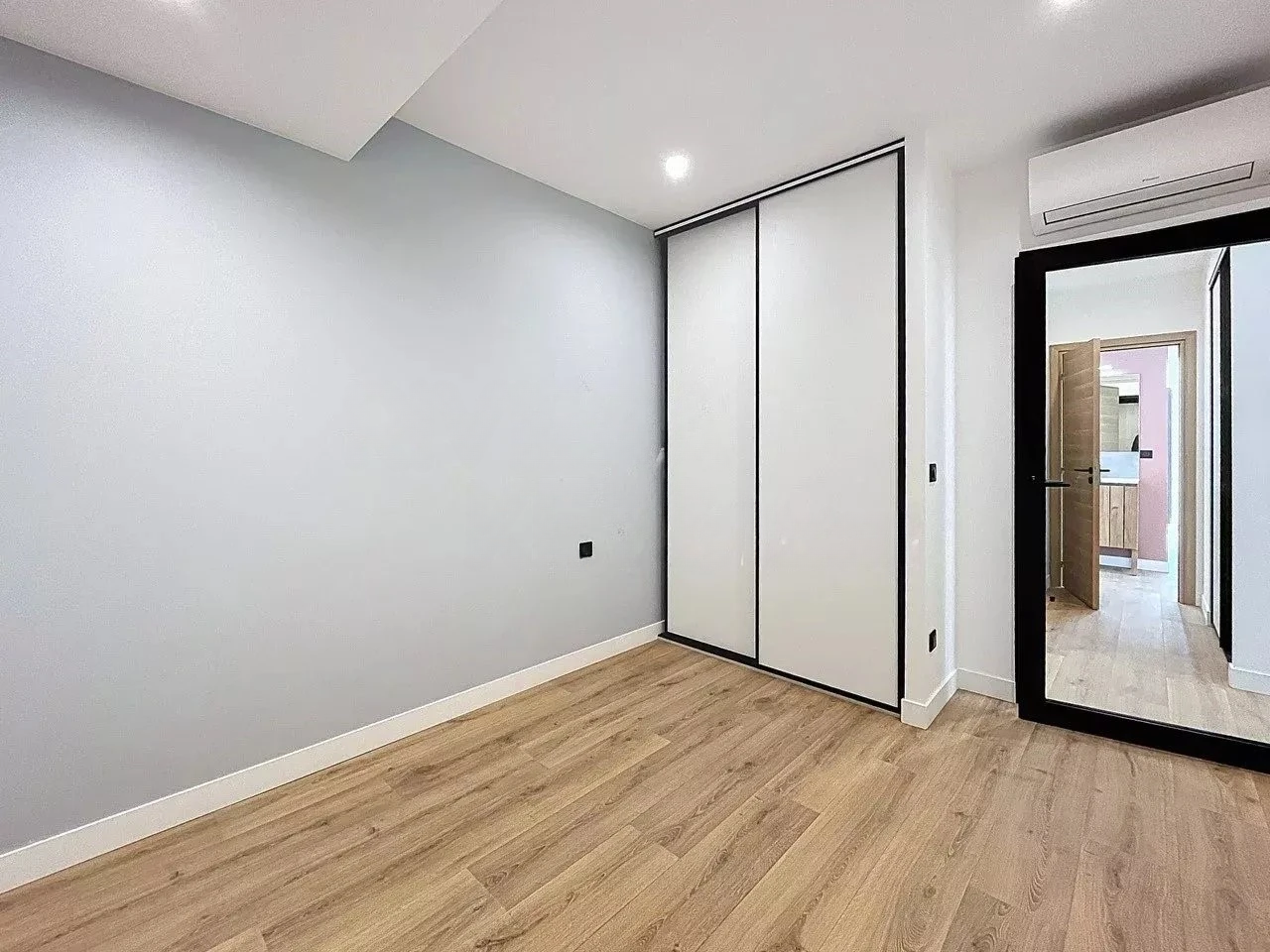 Квартира в Каннах, Франция, 92 м² - фото 5