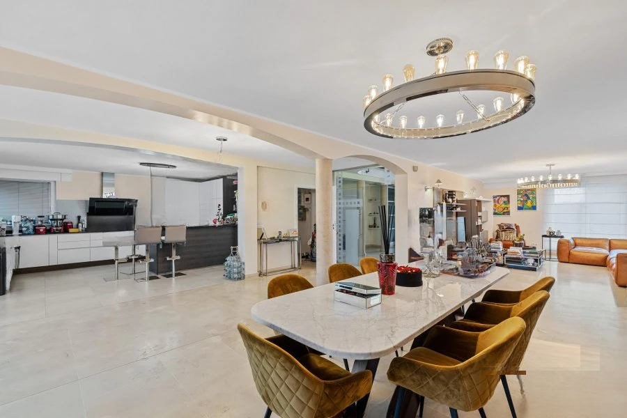 Квартира в Люксембурге, Люксембург, 280 м² - фото 6